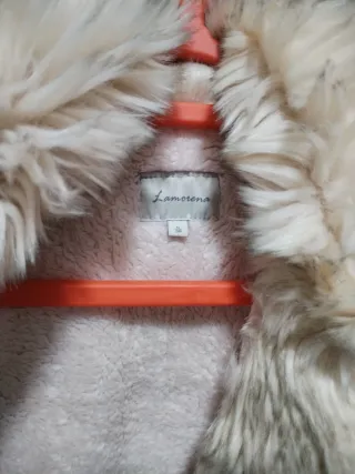 Chaqueta roja con pelo Talla S