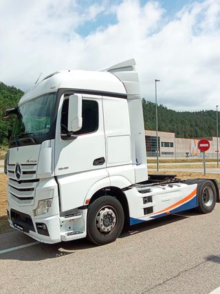 Cabeza tractora Mercedes Actros 1846 LS 2017