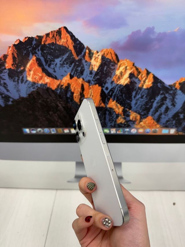 iPhone 16 pro 128gb COMO NUEVO