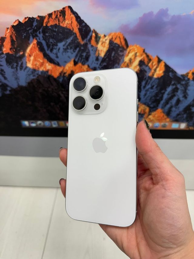 iPhone 16 pro 128gb COMO NUEVO