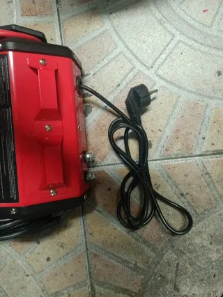 Carregador Baterias Ultimate Speed ULG 17 A1