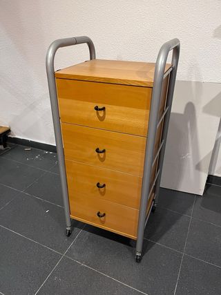 Cajonera de madera y metal