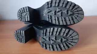 Stivali donna neri tacco alto n.37