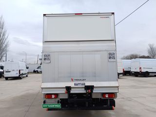 IVECO DAILY 3.0 CHASIS CAJA CERRADA CON TRAMPILLA