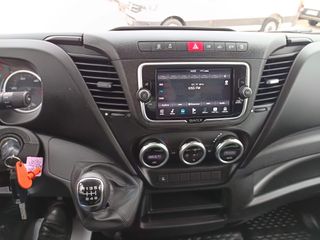 IVECO DAILY 3.0 CHASIS CAJA CERRADA CON TRAMPILLA