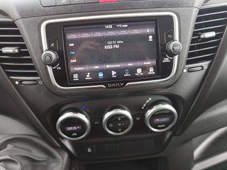 IVECO DAILY 3.0 CHASIS CAJA CERRADA CON TRAMPILLA