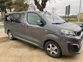 Peugeot Traveller 2018