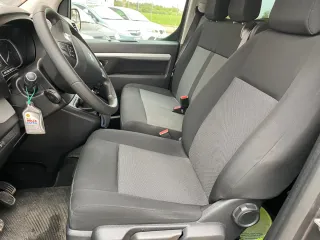 Peugeot Traveller 2018