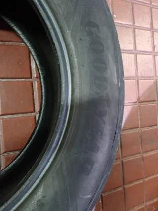 Neumáticos 235/65R18 106W Goodyear