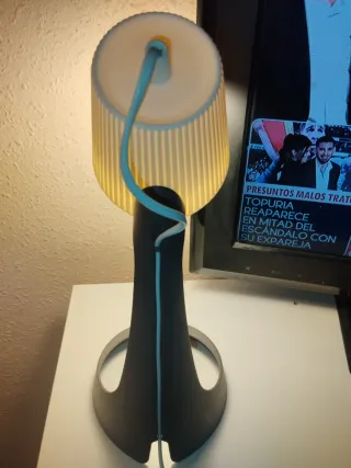 Lámpara flexo gris oscuro