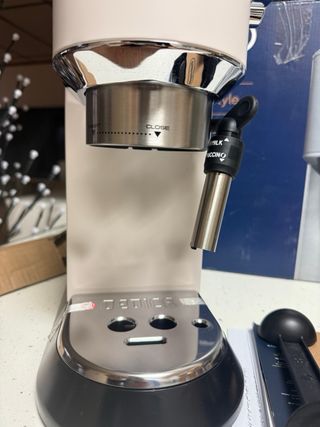 Cafetera DeLonghi Dedica Blanca NUEVO