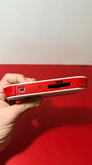 Nintendo 2DS Blanca y Roja