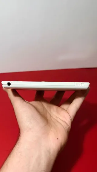 Nintendo 2DS Blanca y Roja