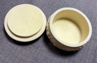 Caja decorada con rosas