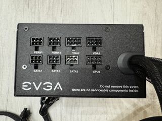 Fuente de Alimentación EVGA 750W BQ