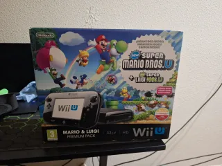 Nintendo Wii U Mario & Luigi Premium Pack