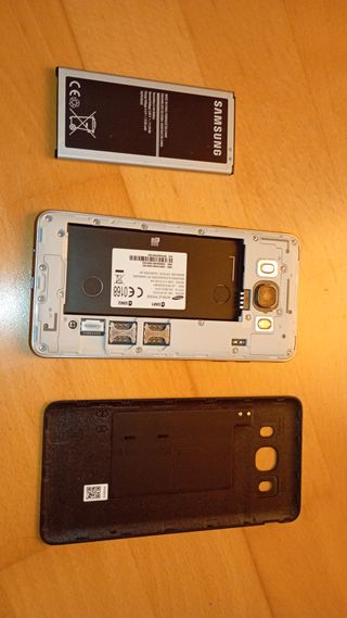 SAMSUNG GALAXY J5 2016 Scatola Completa