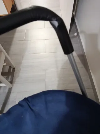 Carrito de muñecas clásico azul