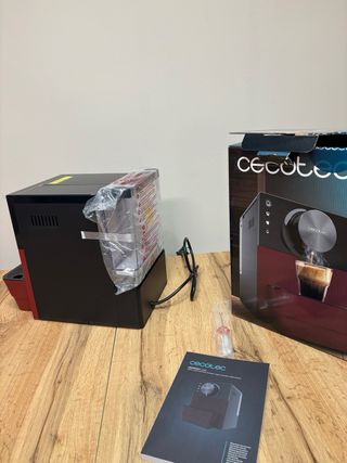 Cafetera Cecotec Cube Cremaet Superautomática