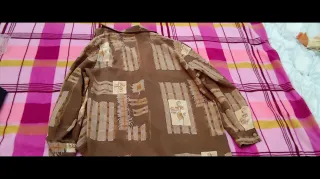 Blusa Beige y Marrón Estampada