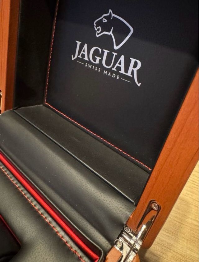 Caja de reloj Jaguar