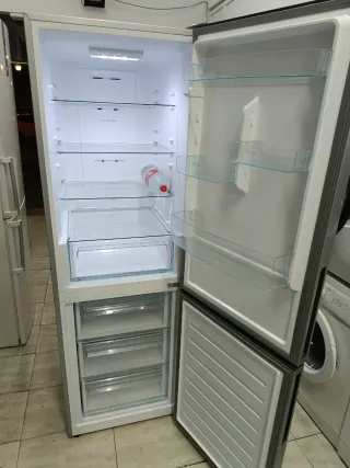 Nevera Candy plateada