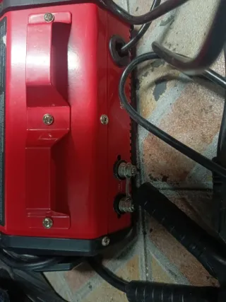 Carregador Baterias Ultimate Speed ULG 17 A1