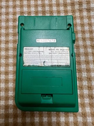 Pack GameBoy Pocket Verde + Pokémon Oro