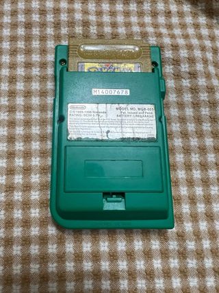 Pack GameBoy Pocket Verde + Pokémon Oro