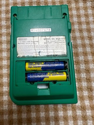 Pack GameBoy Pocket Verde + Pokémon Oro