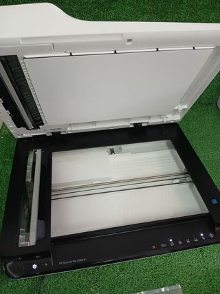 HP Scanjet Escáner de Superficie Plana Pro 2500 f1
