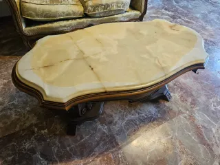Mesa de centro de madera y marmol