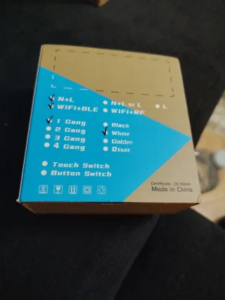 Interruttore a parete WiFi