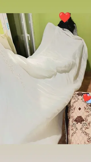 Vestido de novia nuevo con etiqueta de butic