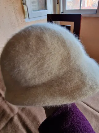 Berretto di lana bianco da donna