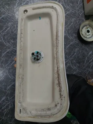 Coperchio Cisterna WC Valadares