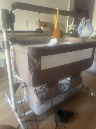Cuna de bebé automática