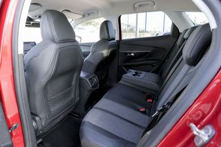 Peugeot 3008   1.5L BlueHDi 96kW 130CV SS Allure