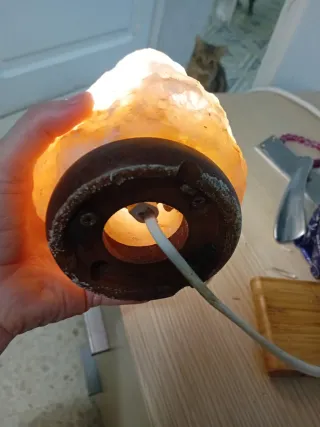 Lampada di sale in pietra naturale