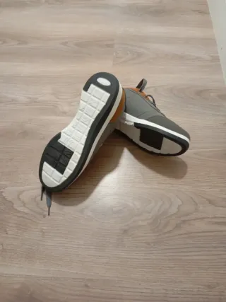 Zapatillas Hombre Talla 43 Marrón y Gris