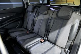 Peugeot 5008   Allure 1.6L BlueHDi 88kW 120CV SS