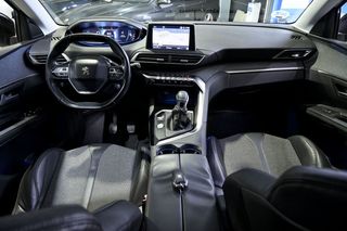 Peugeot 5008   Allure 1.6L BlueHDi 88kW 120CV SS