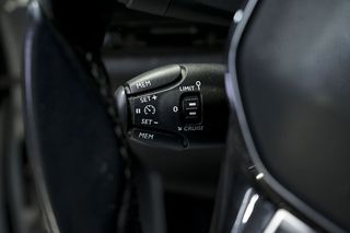 Peugeot 5008   Allure 1.6L BlueHDi 88kW 120CV SS