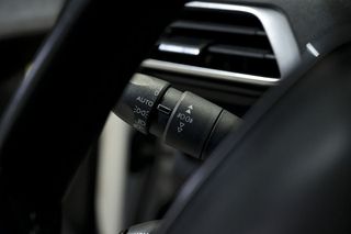 Peugeot 5008   Allure 1.6L BlueHDi 88kW 120CV SS