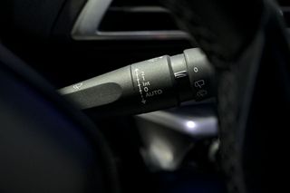 Peugeot 5008   Allure 1.6L BlueHDi 88kW 120CV SS