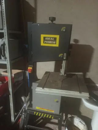 Sega a nastro quasi nuova + 6 seghe