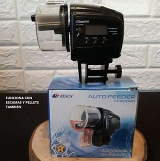 dispensador automatico comida peces pecera acuario
