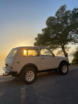 Lada Niva 1993 1.6