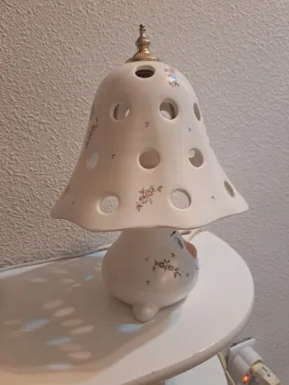 Lámpara sobremesa o mesilla, cerámica forma "Seta"