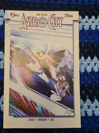 Miniserie Astro City completa + Especial.1 edicion